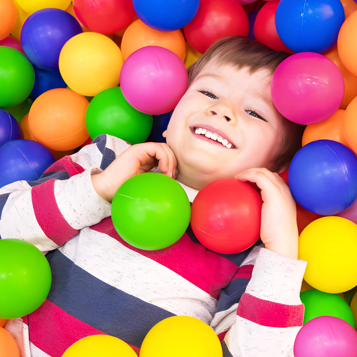 200 Assorted Colors Plastic Ball Pit Balls Z702740