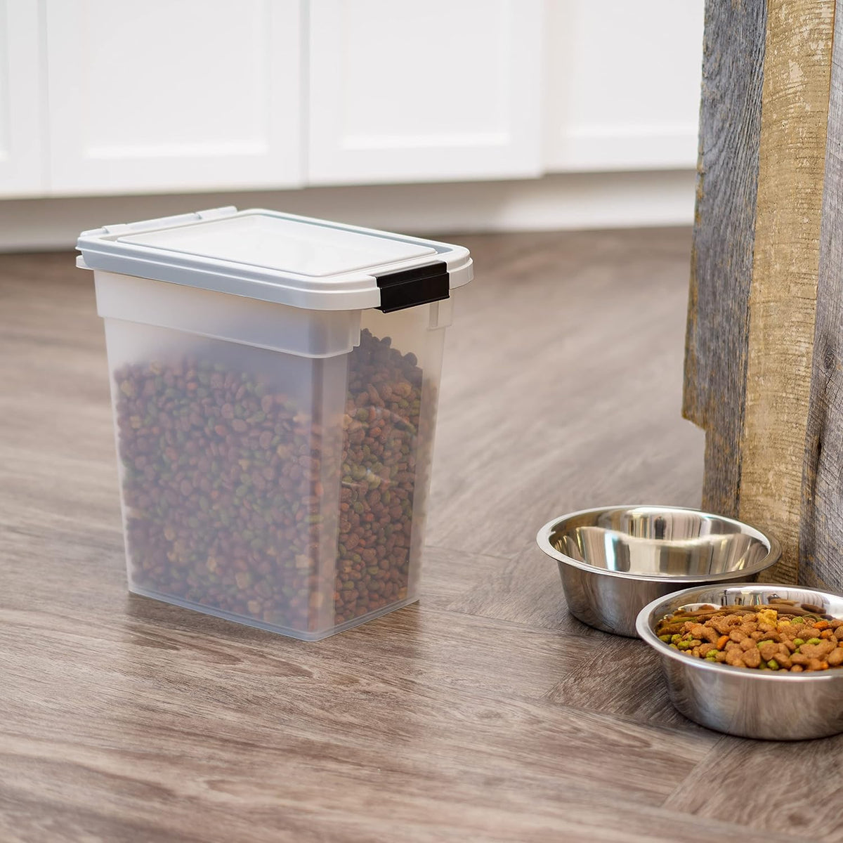 Dog Food Storage Container Up to 10 lbs E2873